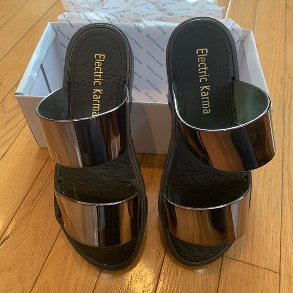 Electric Karma Pewter Grove slip on sandals size 6 - Picture 1 of 11